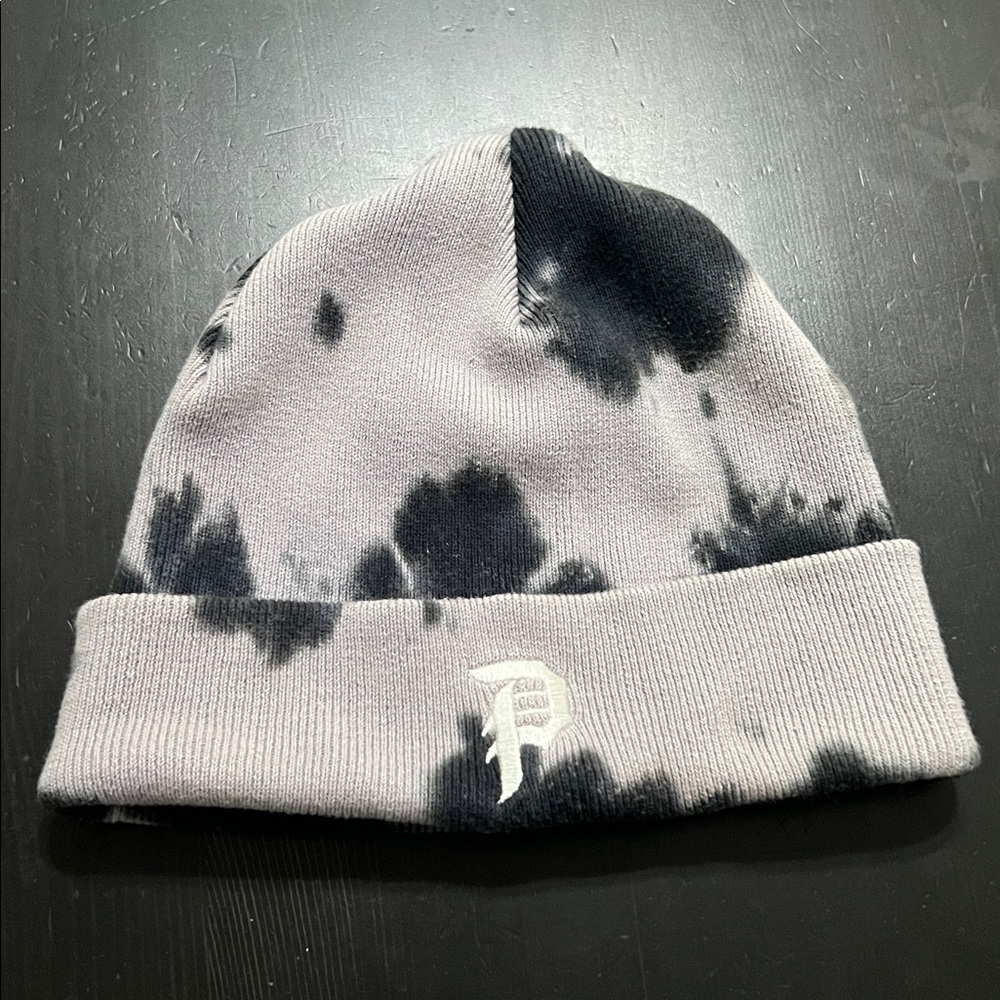 Primitive Skateboards Black and Gray Tie-Dye Beanie